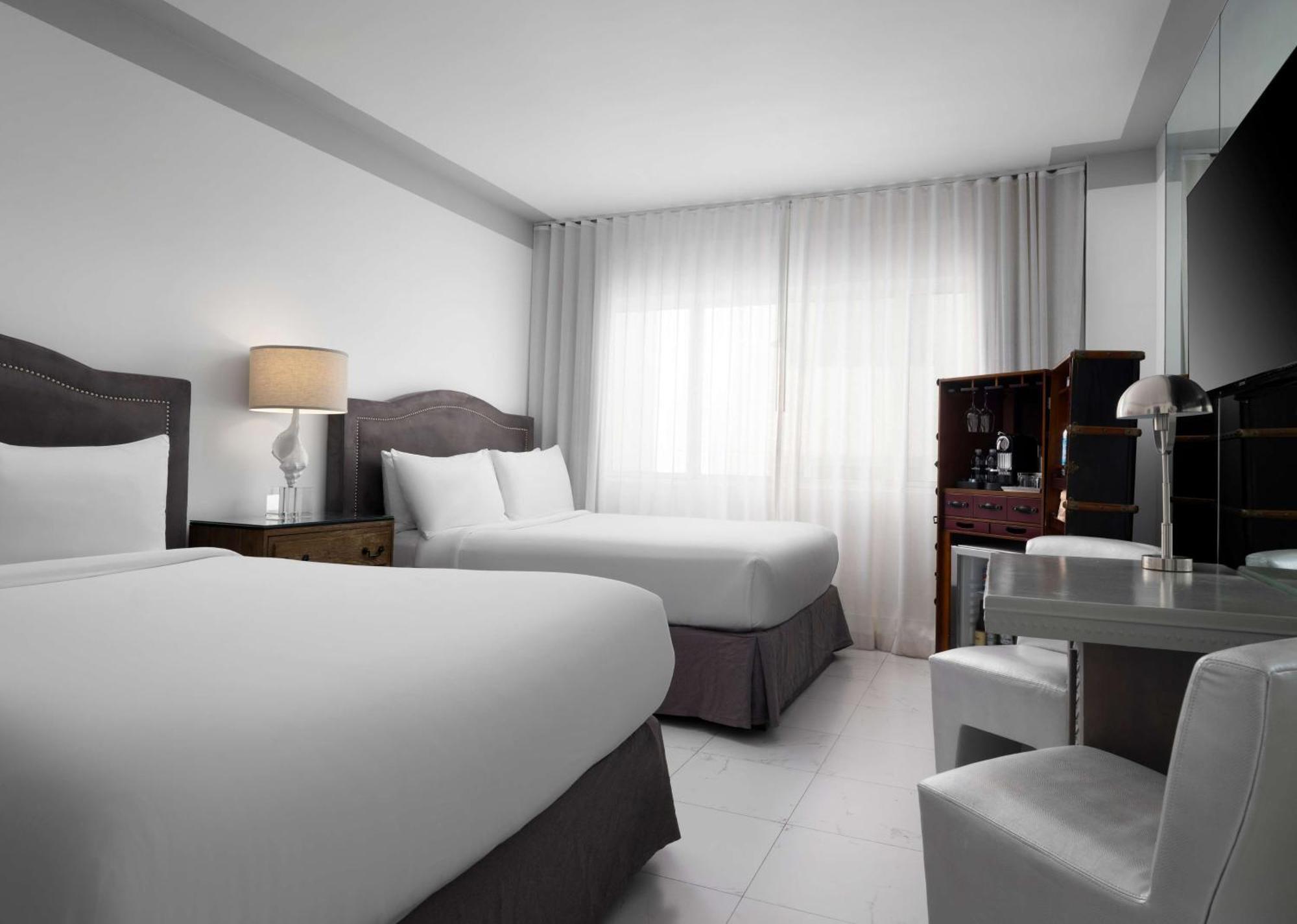 Nautilus Sonesta Miami Beach Exteriér fotografie A room at the hotel
