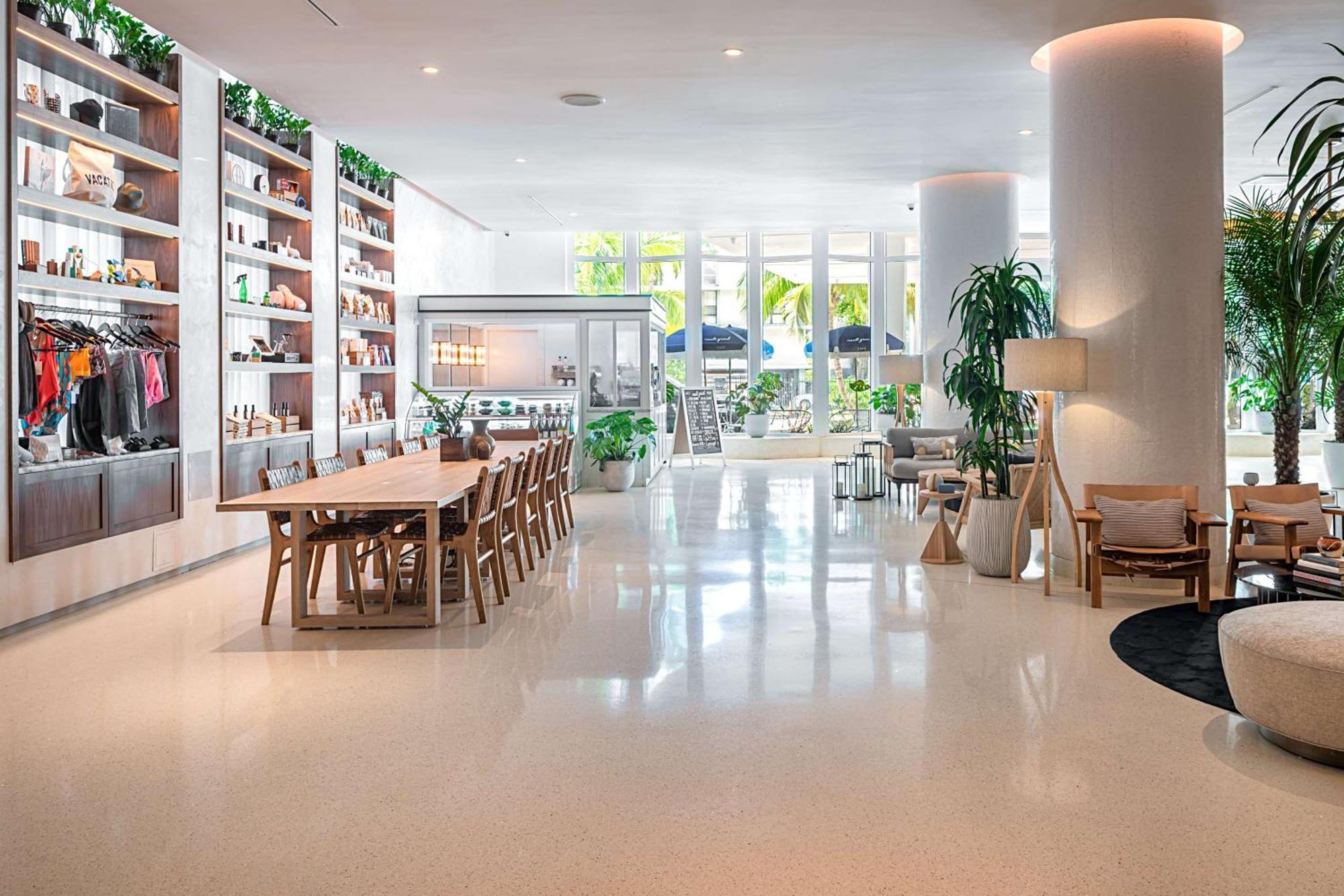 Nautilus Sonesta Miami Beach Exteriér fotografie The interior of the lounge