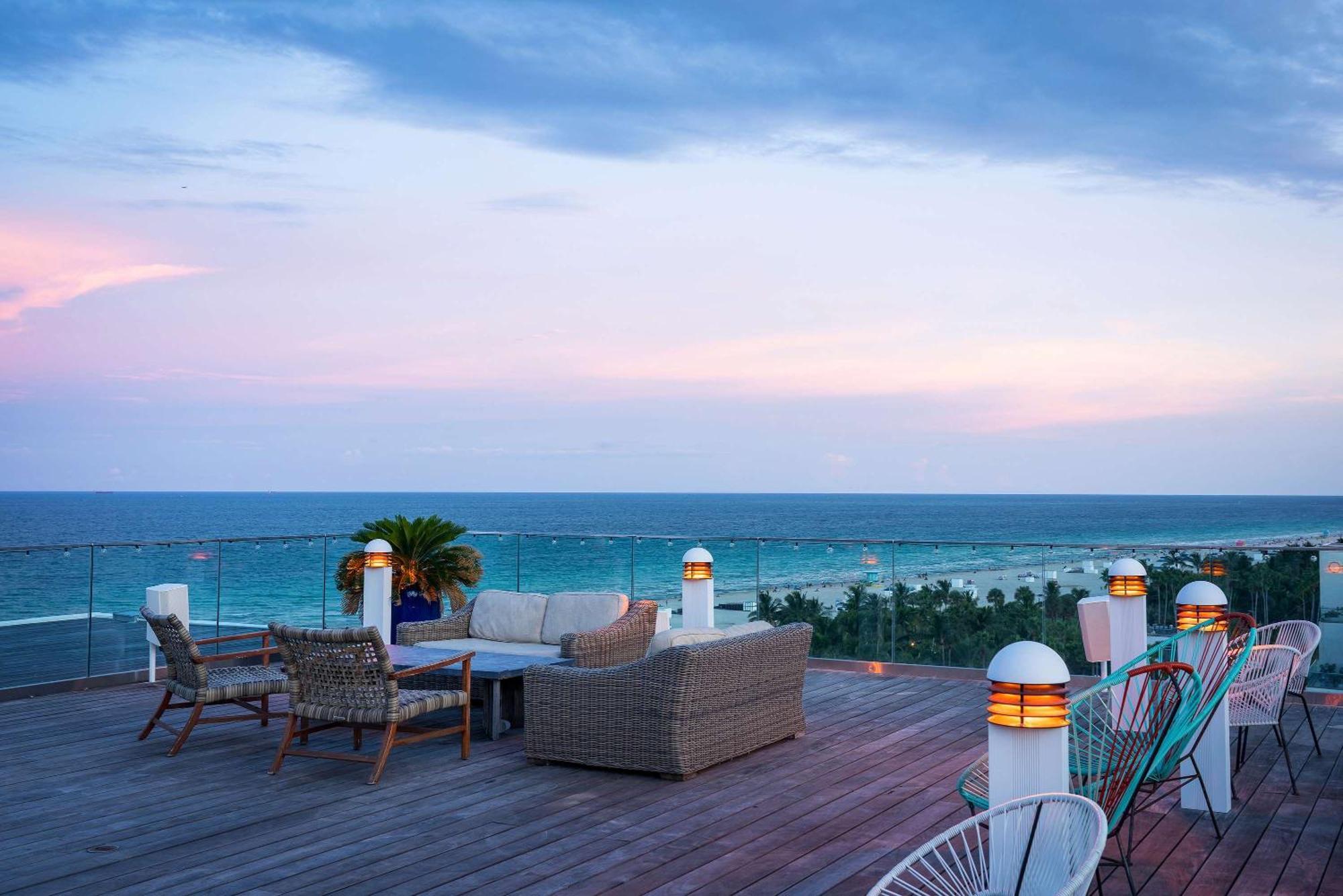 Nautilus Sonesta Miami Beach Exteriér fotografie View from the rooftop